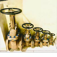 شیر کشویی الیاژ برنز کلاس 150 KP